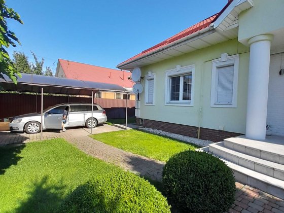 Без комісії, 225м², три кімнати, басейн, автонавіс, генератор, 24кВт Белогородка