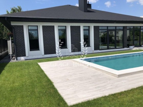 Продажа дома с бассейном Козин Конча-Заспа 0,15 га выход на воду дамба Козин