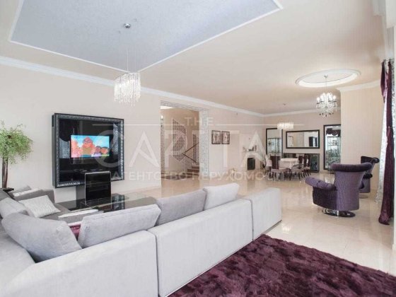 Продаж! Затишний будинок 510м2 в с.  Крюківщина, вул. Сагайдачного Крюківщина