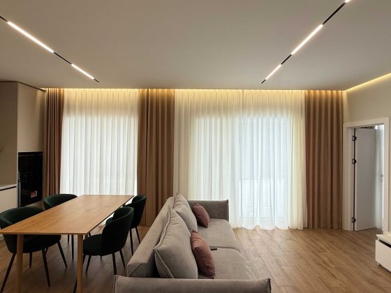 Продаж Будинку(триплекс) з Дизайнерським  Ремонтом с.Білогородка Білогородка