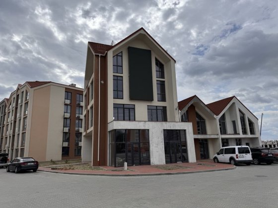 Продаж таунхаусу 134м2, 4 сотки подвірʼя с. Святопетрівське Святопетровское