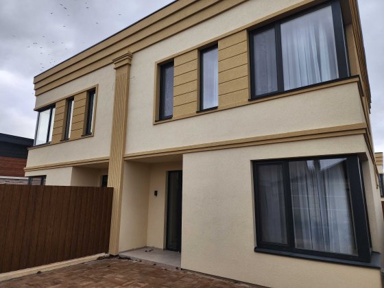 Вітаю. Продам Будинок, Дуплекс в Гатном 135 м2. Телефонуйте. Гатное