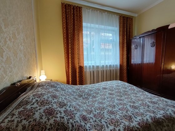 Великий будинок з ділянкою 11 соток. Газ! Ворзель