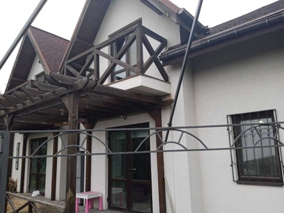 Продаж від власника. 2-поверховий дуплекс в с. Святопетрівське Святопетровское