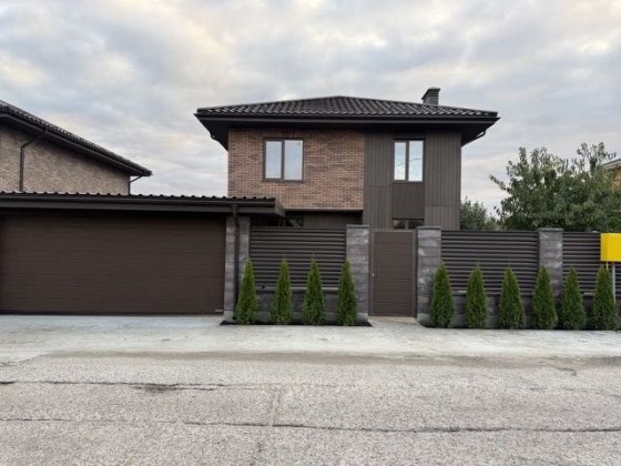 Будинок  Гатне, вул.Зелена Гатне