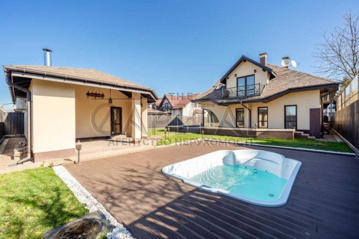 Продаж будинку з ремонтом в Святопетрівському з басейном - фото 1