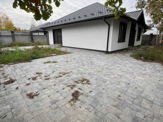 Одноповерховий сімейний будинок поруч з лісом, Ворзель, Без комісії Ворзель