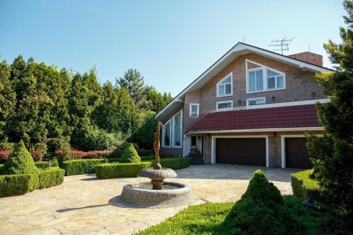 Козин КМ Золоті Ворота.Особняк 750м 30 сот.Охрана.Конча-заспа.БЕЗ-% - фото 1