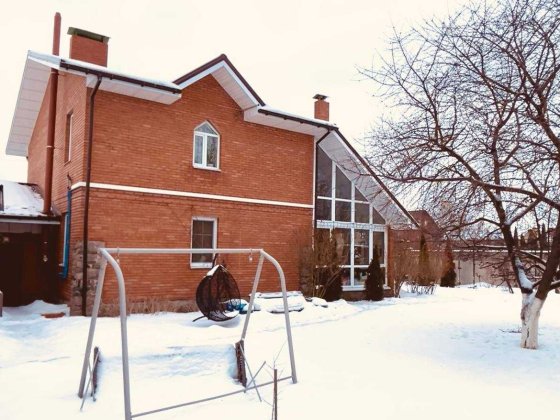 Будинок 250м2 з ремонтом та меблями у Гатне/Ділянка 15 соток Гатне