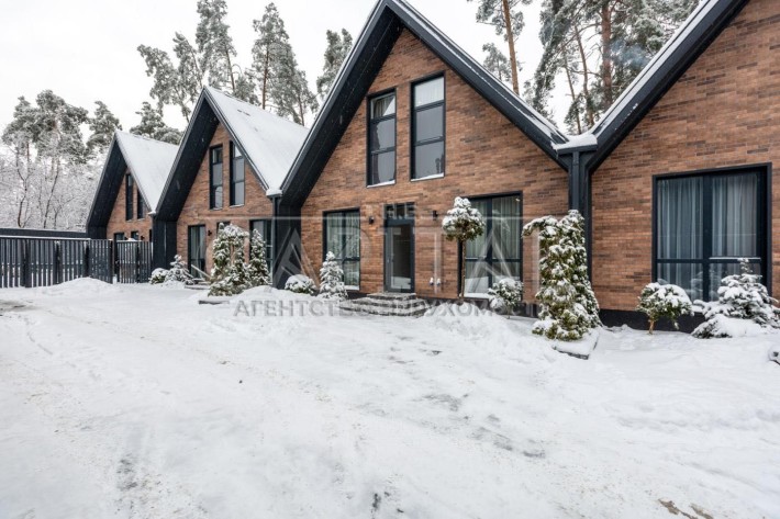 Без комісії. Продаж стильних таунхаусів у Віта-Поштова - фото 1