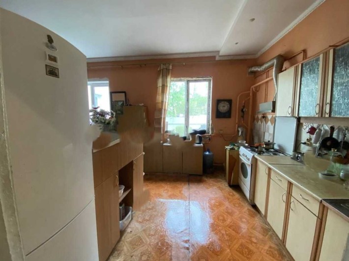 Продаж частини будинку 5-кімнати ,8 соток, газ, гараж! - фото 1