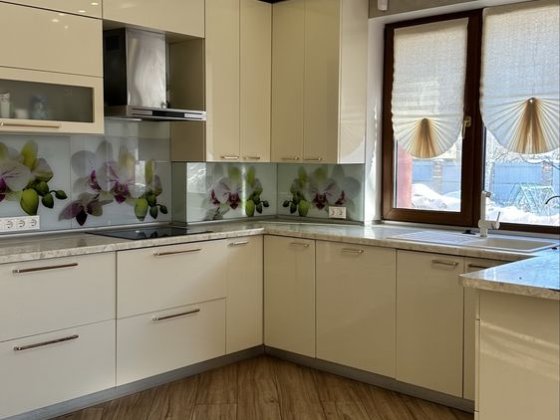 Будинок з Ремонтом!Автономність! Альтернативне опалення!10 соток Ворзель