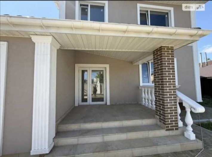 Без комісії, будинок площею 270м², гараж на два авто, ділянка 6 с 6 - фото 1