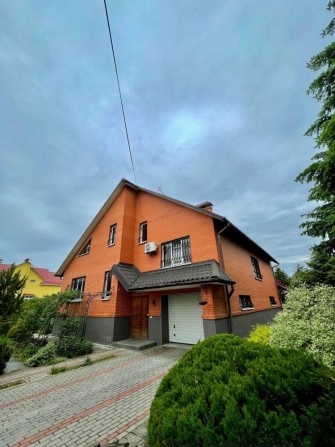 Продаж будинку 350 м2, ділянка 24 сот.Бомбосховище, Сауна, Парк. - фото 1