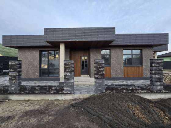 Будинок 144 м2 з терасою дах бетон газ с. Білогородка поруч Київ Білогородка