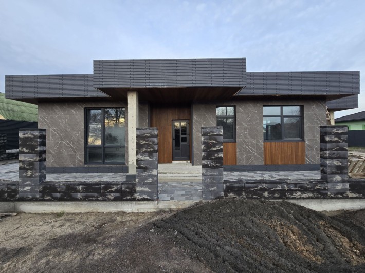 Будинок 144 м2 з терасою дах бетон газ с. Білогородка поруч Київ - фото 1