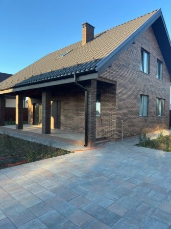 Будинок Гатне, вул.  Швеця Віктора - фото 1