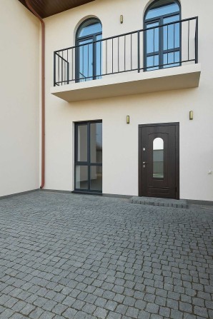 Таунхаус з частковим ремонтом. Мінімальні податки. Без комісії. - фото 1