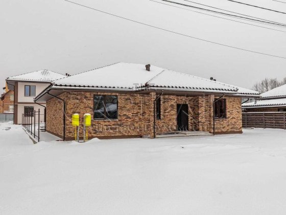 ГАЗ Продаж будинку в топовій локації без ремонту Гатне Гатное