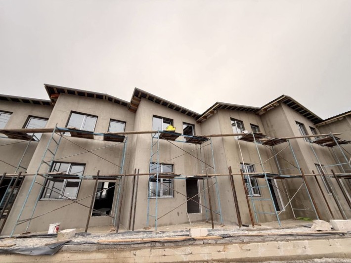 Продаж 2к таунхаусу 60м2 з власним подвір'ям Білогородка - фото 1