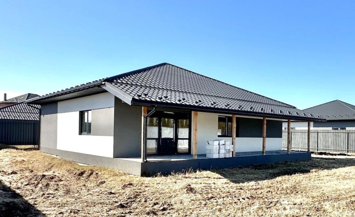 Готовий одноповерховий будинок 123 кв.м. 7 соток у Білогородці - фото 1