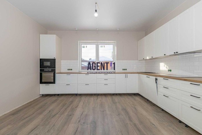 Продаж будинок з ремонтом 161кв.м. Білогородка, є гараж і укриття - фото 1