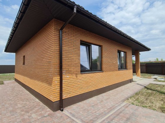 Продам будинок, під чистовий ремонт, газ, вода, світло. Телефонуйте. Білогородка