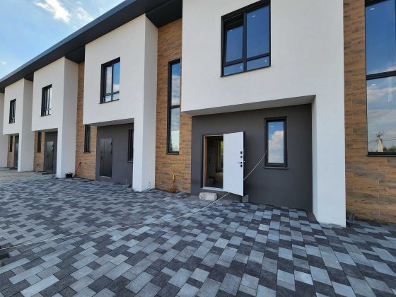 Продам Таунхаус 75 м2 з вдалим плануванням! Телефонуйте. Білогородка