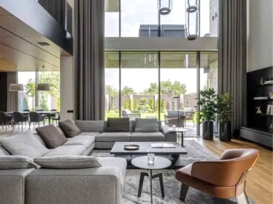 Продаж будинку в Гатному з авторським ремонтом  444м2  БЕЗ КОМІСІЇ Гатное