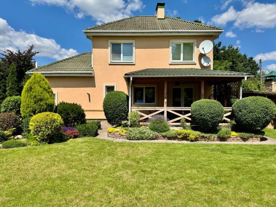 Без % Затишний будинок 153м2 з гаражем та ділянкою 10 сот. с. Чабани Чабаны