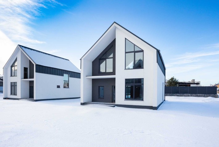 Будинок з терасою під Києвом у Вишеньках — 196 м² - фото 1