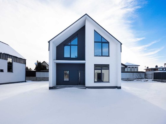 Новий барнхаус 196 м² у котеджному масиві Зоряний Вишенки