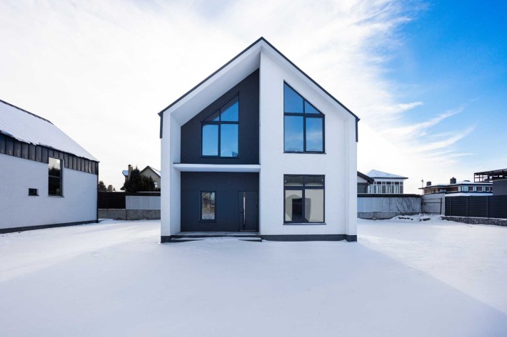 Новий барнхаус 196 м² у котеджному масиві Зоряний - фото 1