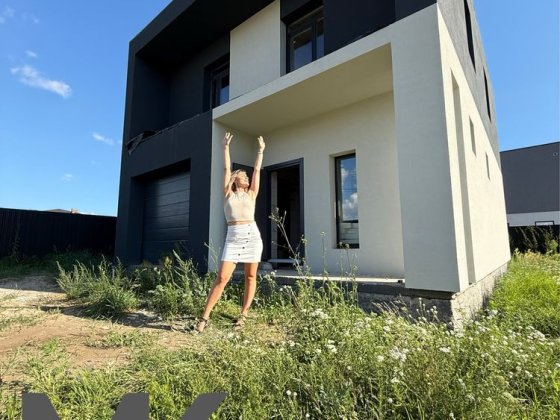 Будинок з гаражем в центрі Білогородки. Продаж без % Білогородка