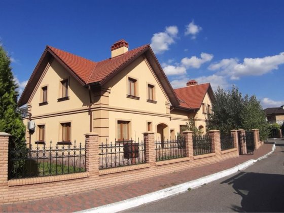 Будинок- дуплекс, КМ«Золоче», с.Вишеньки Вишеньки