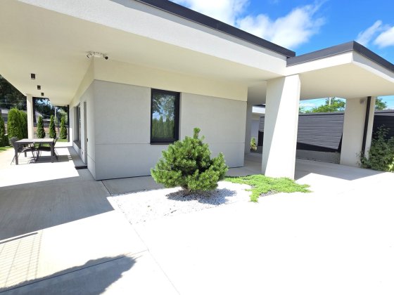 Будинок з ДИЗАЙНЕРСЬКИМ РЕМОНТОМ на 8 сотках в Вишеньки Вишенки