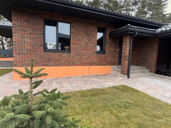 Готовий будинок з підвалом! Газ! 7,6 соток ділянка , Білогородка! Без% Білогородка