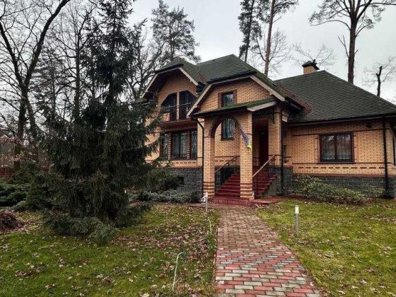 Будинок з ремонтом на 25 сотках.Газ є.Зелено навкруги Ворзель