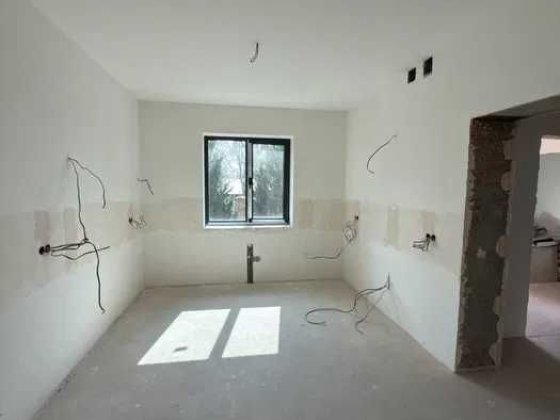 Будинок в КМ Золоче  під чистове оздоблення Вишеньки