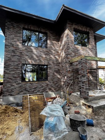 Будинок Чабани біля метро - фото 1