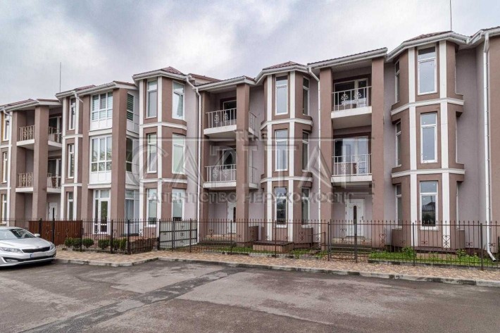 ПРОДАЖ Таунхаус під Києвом с.Чабани вул. Покровська НОВОБУДОВА під Вас - фото 1