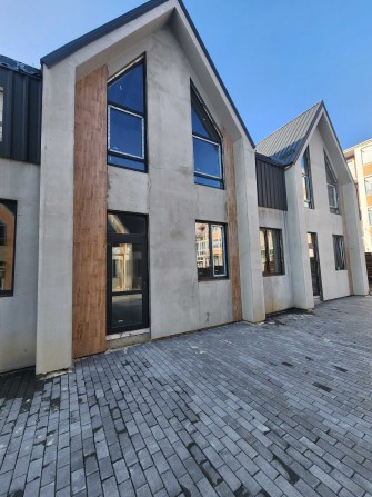 Вітаю. Забудовник. Продам готовий таунхаус Білогородка з ділянкою. - фото 1