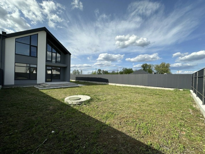 Якісний дуплекс в скандинавському стилі на 5 сотках землі Білогородка - фото 1