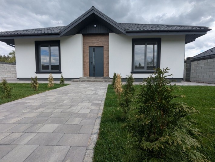 Продам останій будинок в дубовій рощі - фото 1