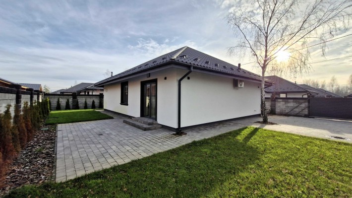 Продаж нового будинку 100 м² ділянка 4 сот.  Ворзель, Відеоогляд, Без% - фото 1