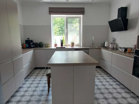 Дуплекс з ремонтом в лісовій частині Ворзеля! Ділянка 5 соток. ТОРГ! Ворзель