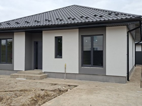 Продаж житлового будинку 100м.кв в с.Шевченково Бучацький р.н Білогородка