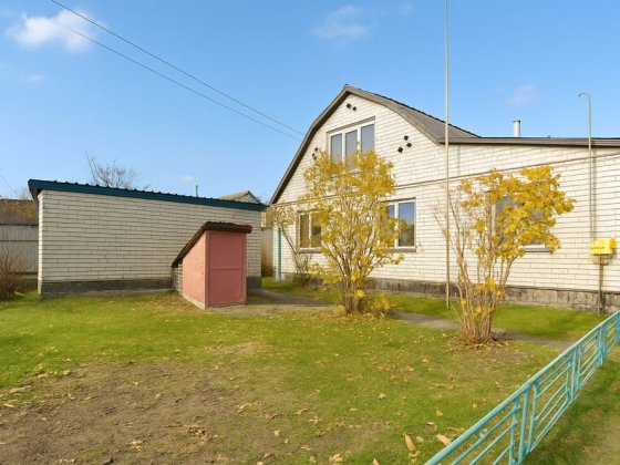 Продаж цегляного будинку в селі Гнідин Гнідин