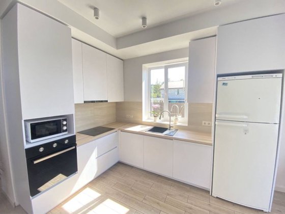 Власник! єВіднова.єОселя Дім 115 кв 4 кім з меблями під Києвом Гнідин Гнедин