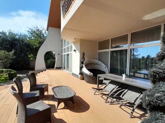 Без комісії, 600м², два будинки, 20 соток, гараж на 2 авто, басейн Гореничи